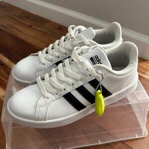 Adidas Grand Court Shoes